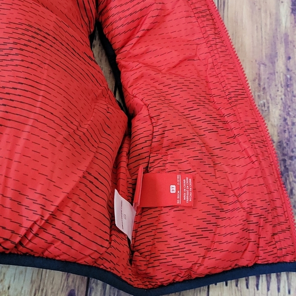 HOST PICK⭐️ 🥳 Nike Synthetic Fill Vest - Picture 7 of 7